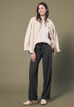 Broek met galonstrepen