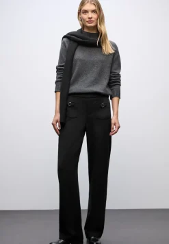 Broek met gespdetail