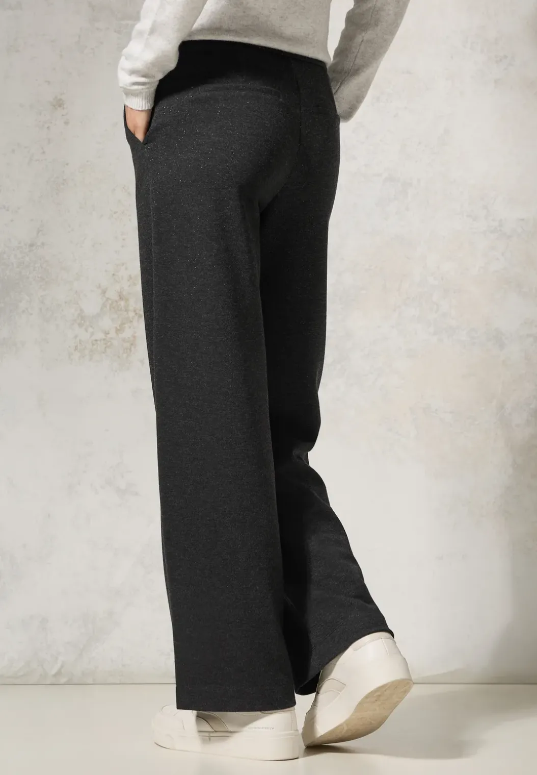 Broek met glitterdetails