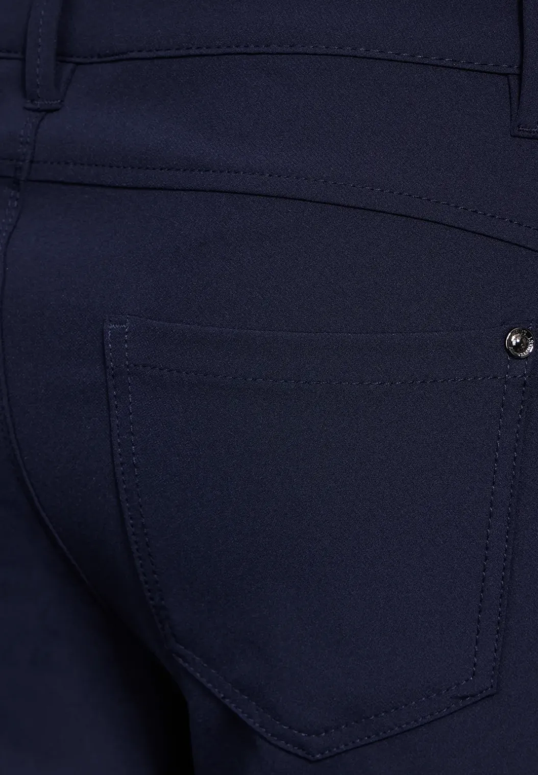 Broek met ritsdetails