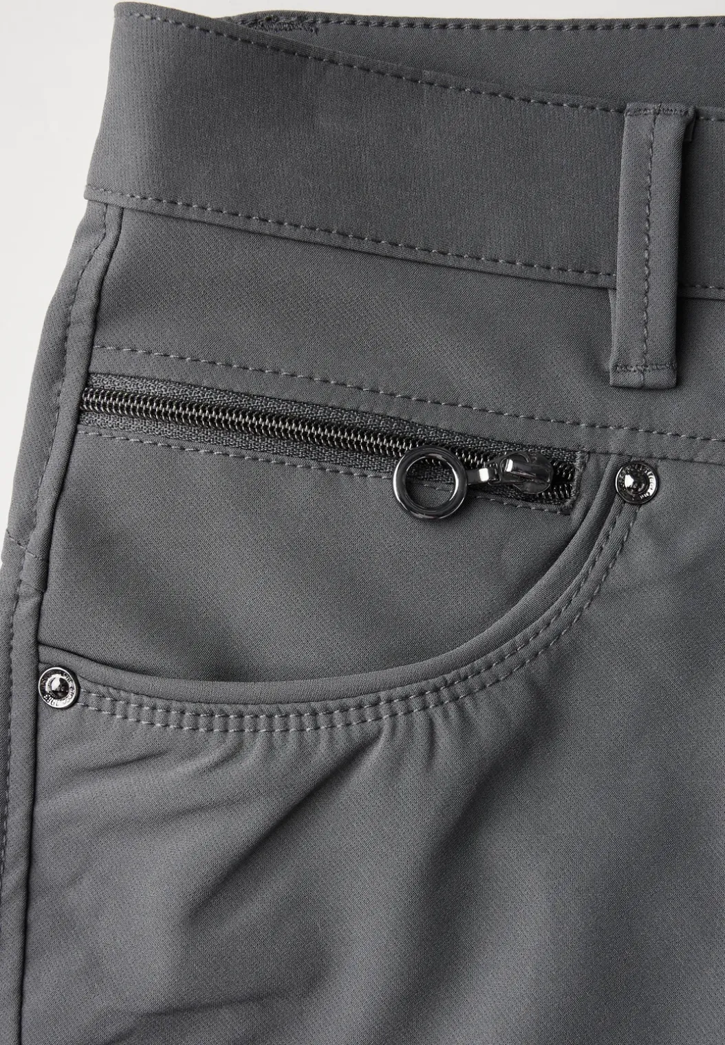Broek met ritsdetails