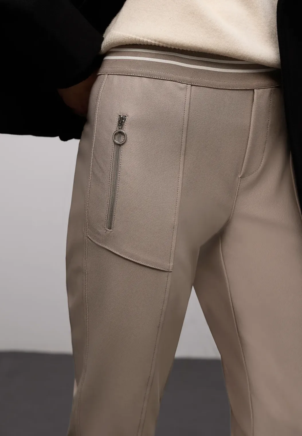 Broek met smalle pijpen