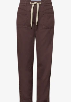 Broek met taps toelopende pijpen