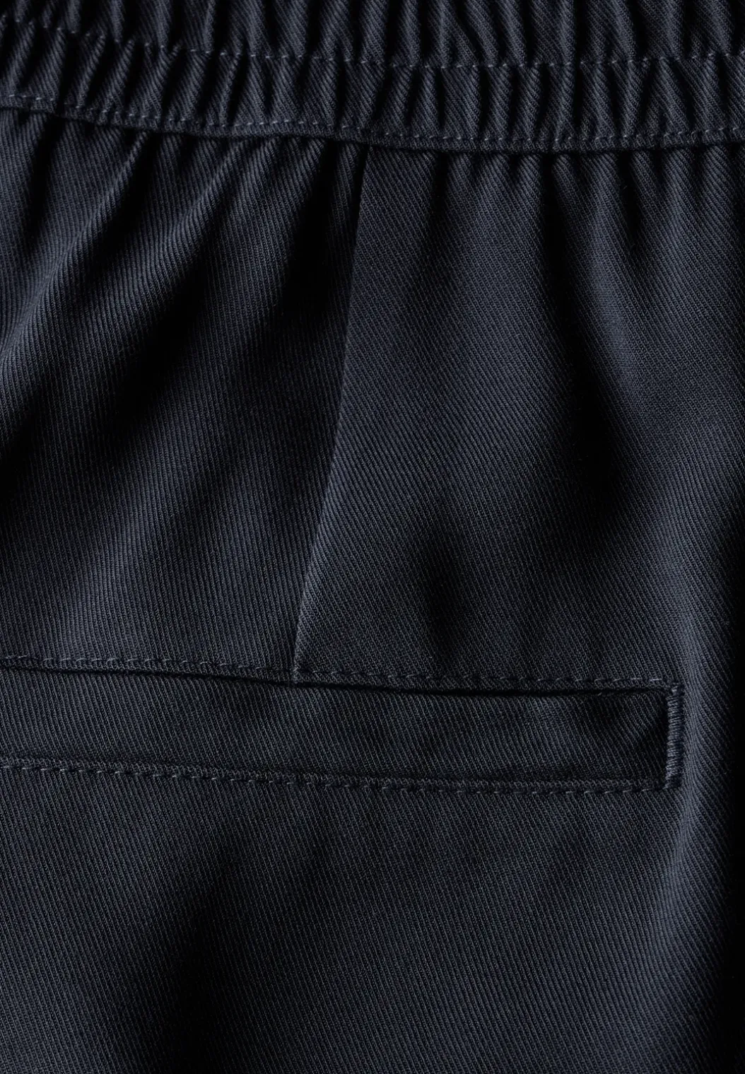 Broek met wijde pijpen in keperstof