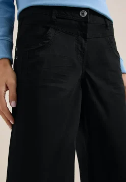 Broeken met wijde pijpen