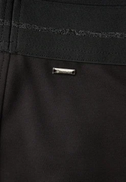 Broeken met wijde pijpen