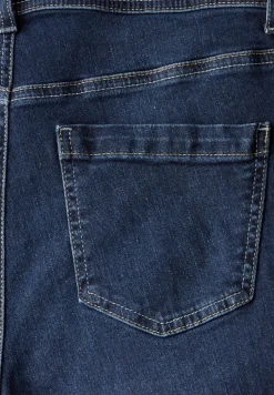 Capri jeans