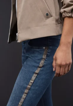 Casual jeans