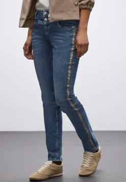 Casual jeans