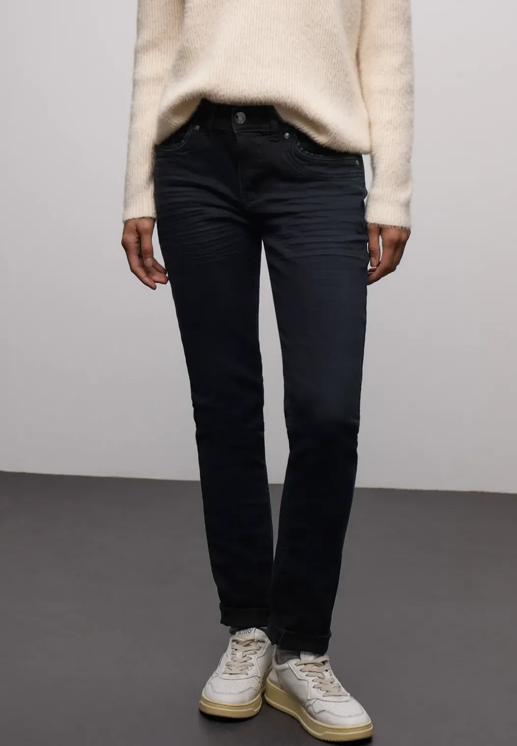 Casual jeans