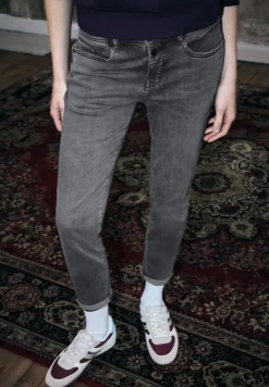 Casual jeans