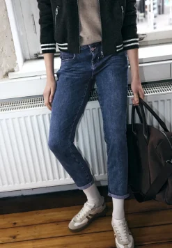 Casual jeans