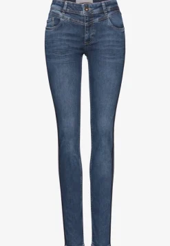 Casual jeans