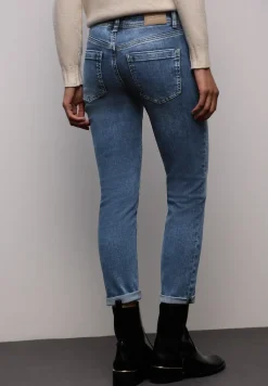 Casual jeans