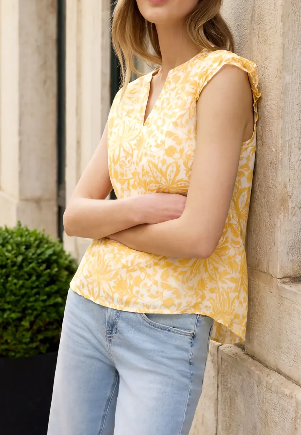 Chiffon bloes met gespleten hals