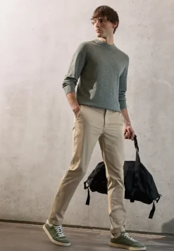 Chino met elastische tailleband