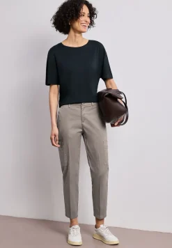 Chino's met Slim Legs en cargo-stijl zakken