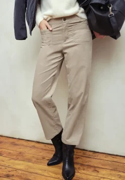 Corduroy broek met opgestikte zakken