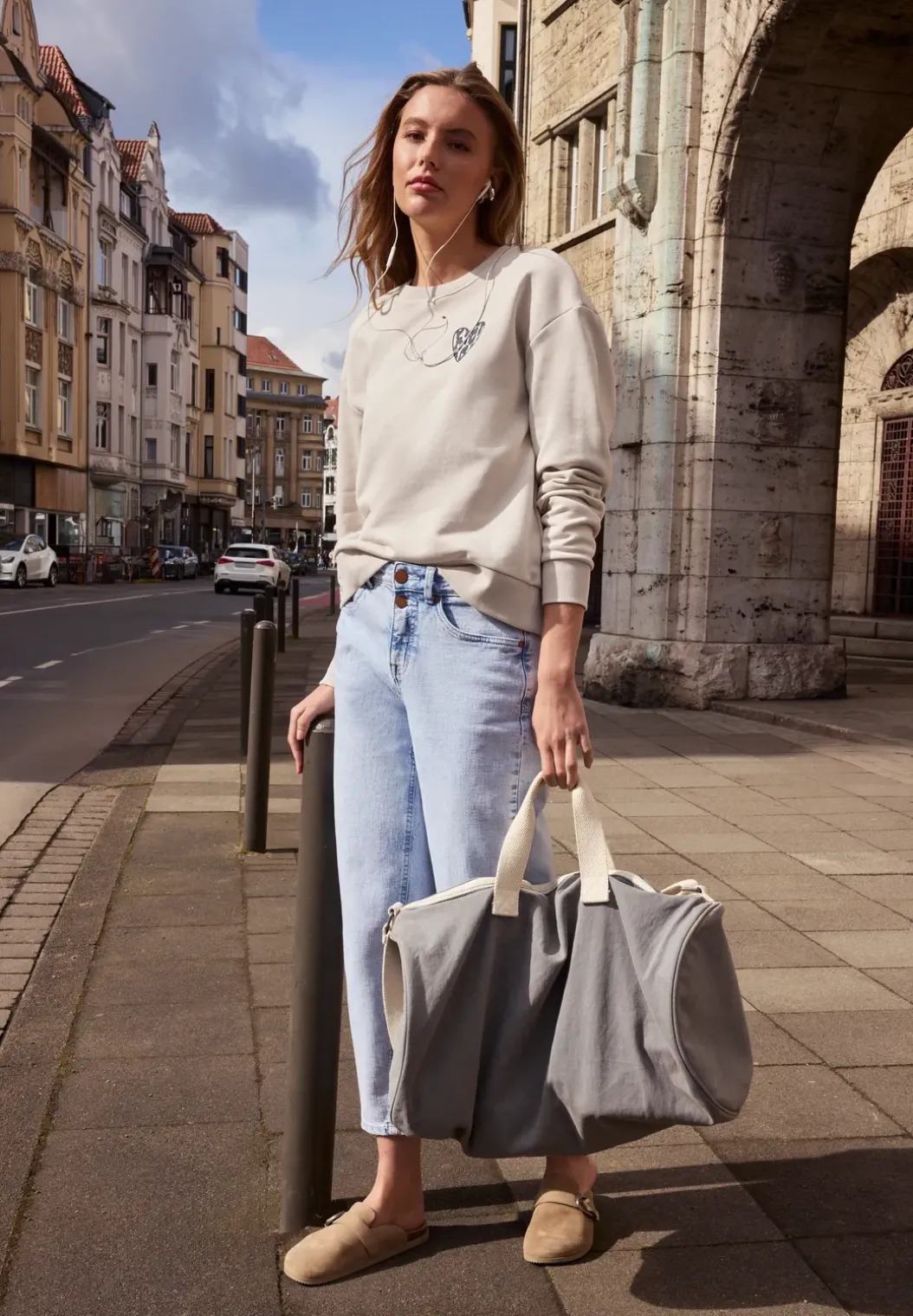 Cosy sweatshirt met leo hartje