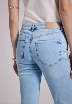 Flared jeans