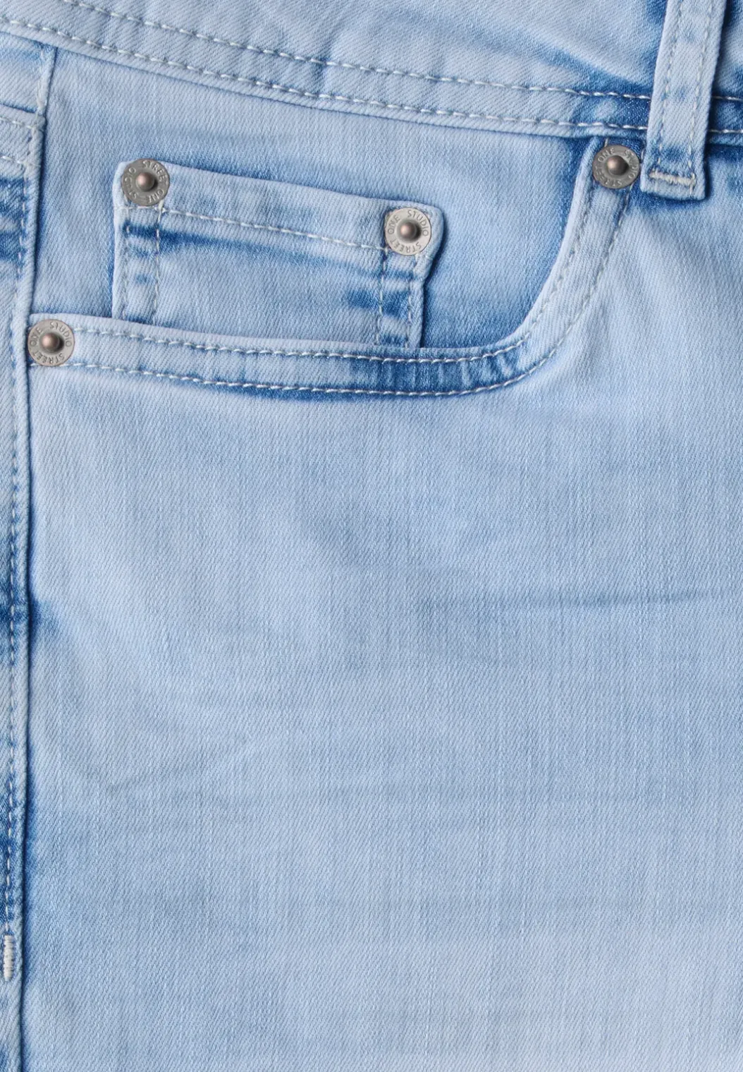Flared jeans