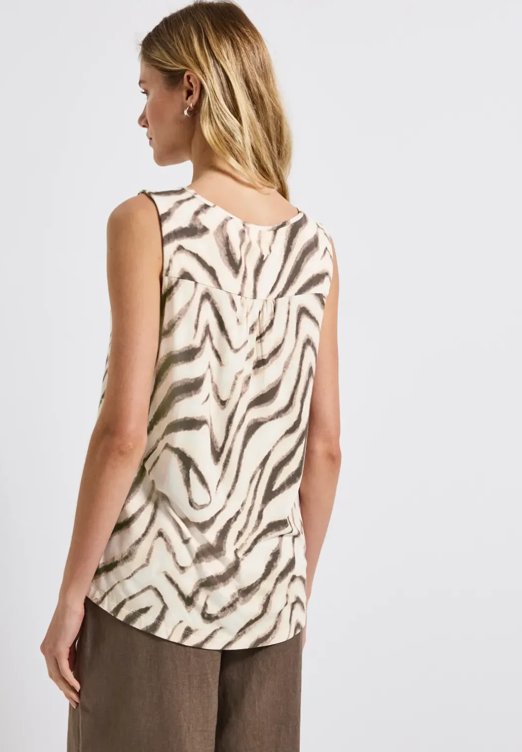 Gedessineerde basic top