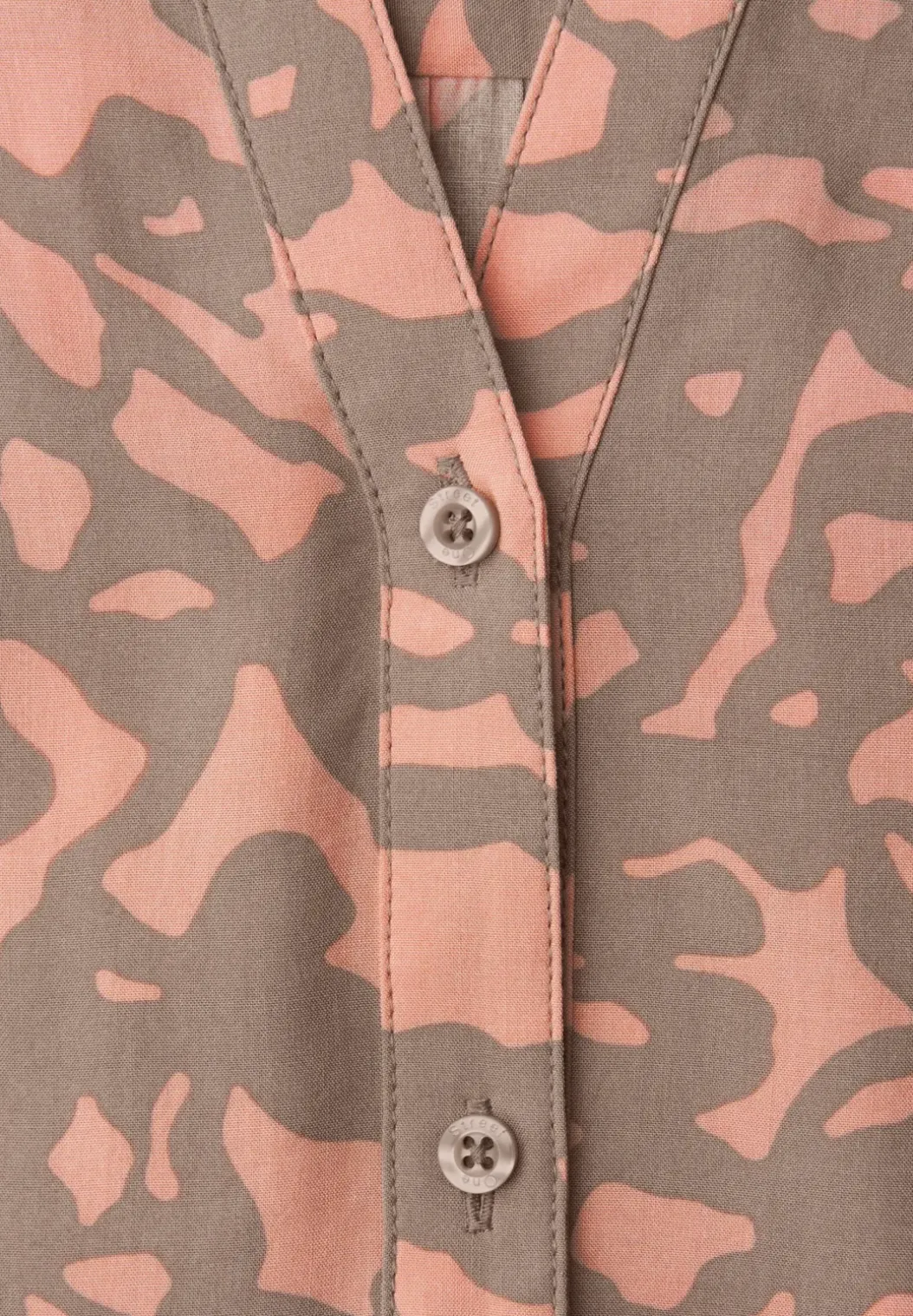Gedessineerde blouse