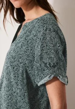 Gedessineerde blouse