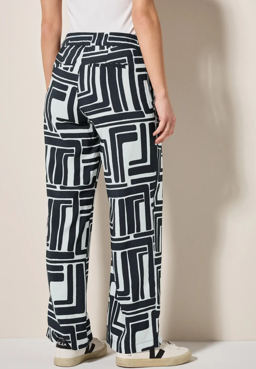 Gedessineerde broek met structuur