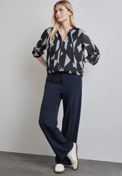 Gedessineerde chiffon blouse