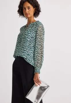 Gedessineerde chiffontuniek