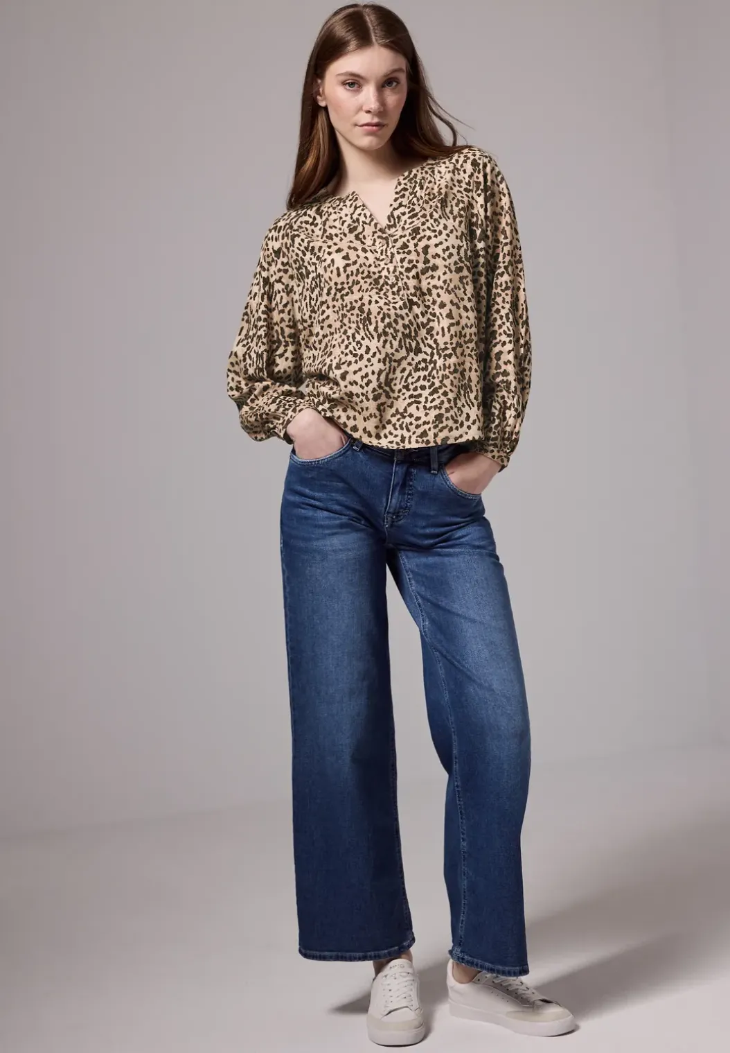 Gedessineerde raglan blouse
