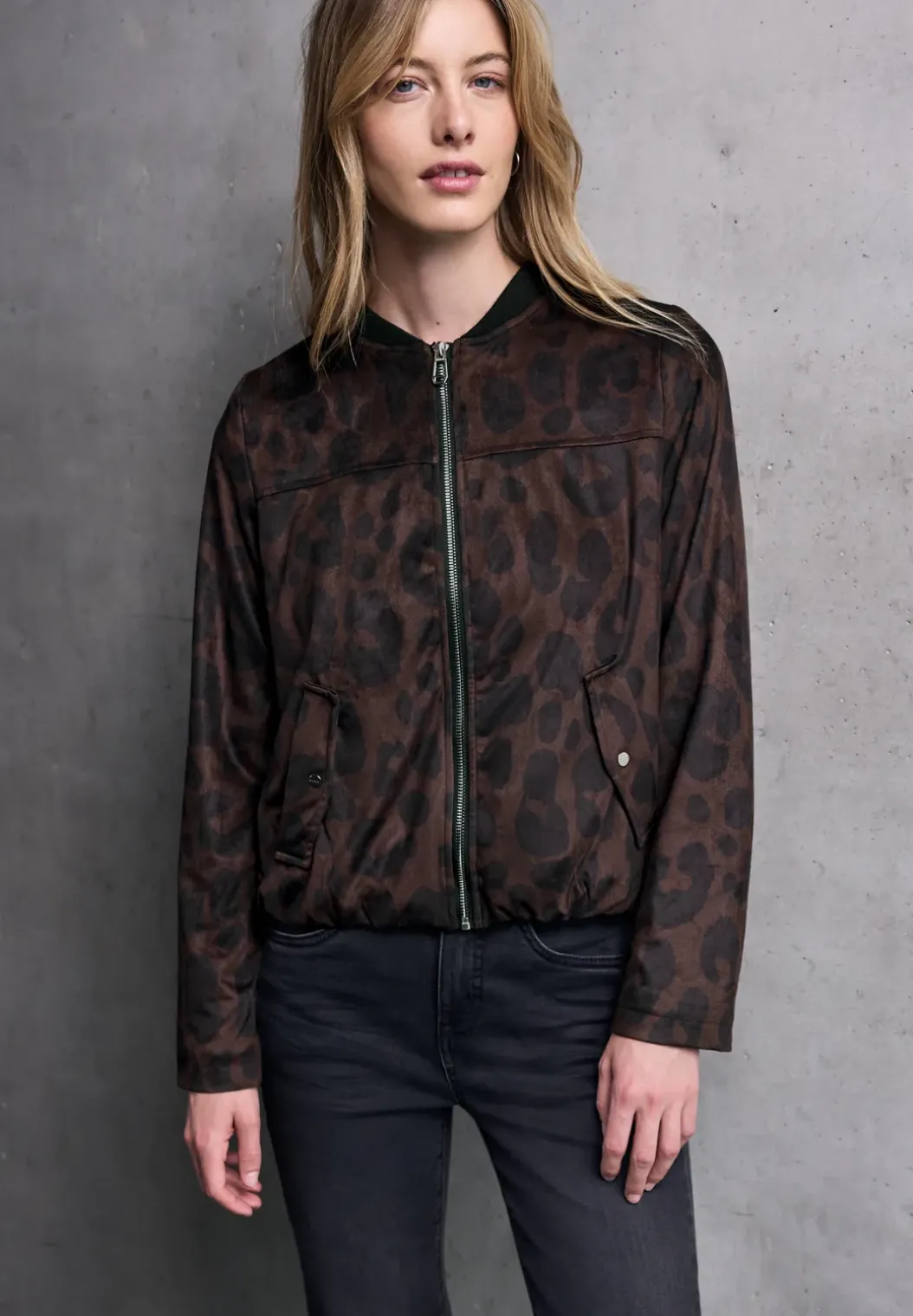 Gedessineerde velours blouson