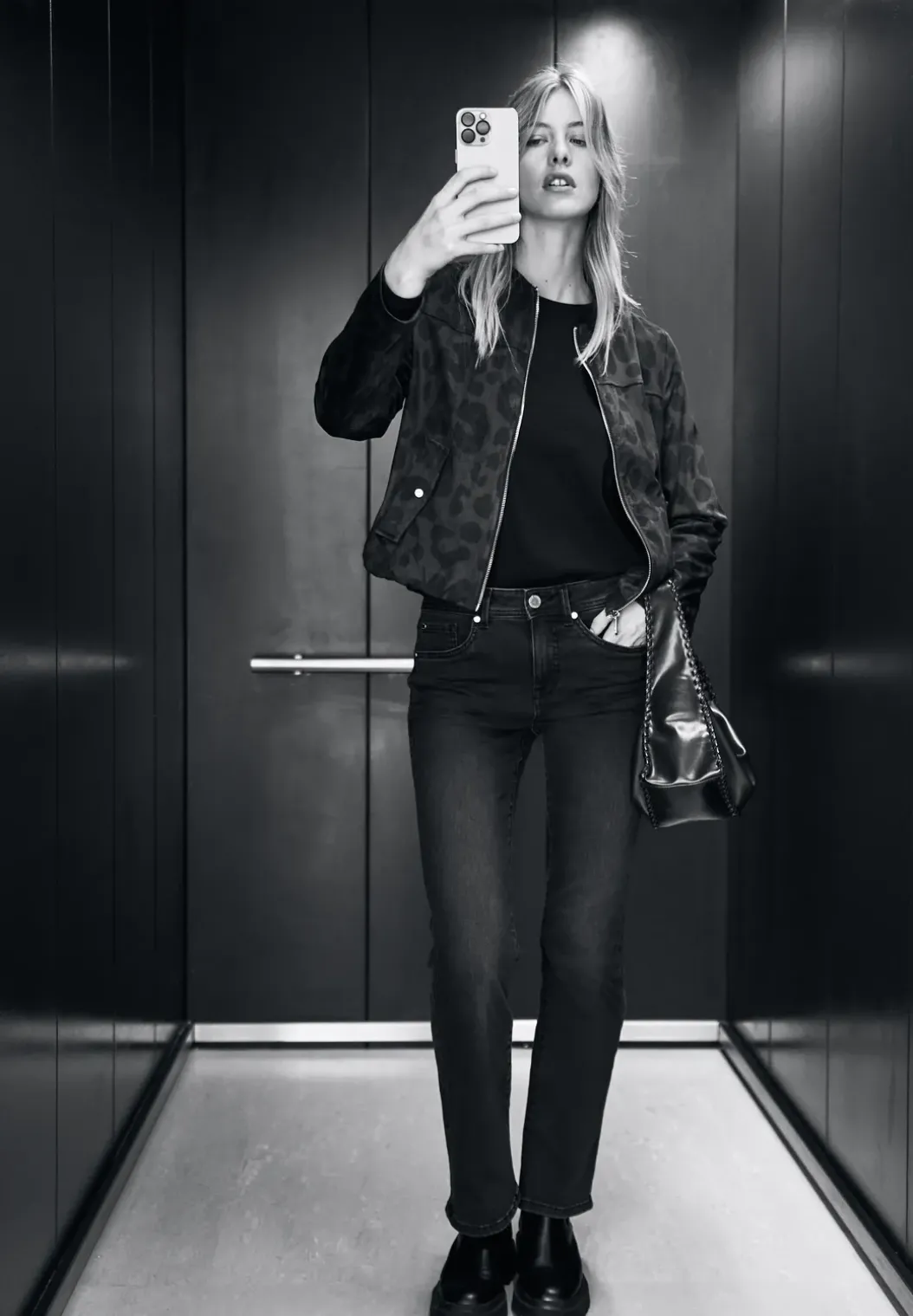 Gedessineerde velours blouson
