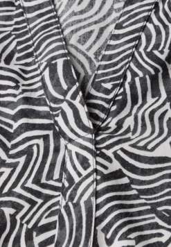 Gedessineerde blouse met gespleten hals