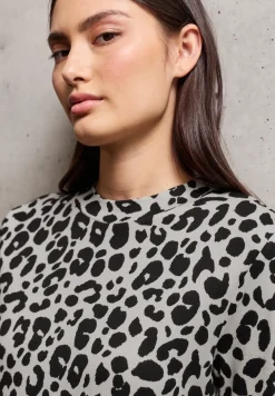 Gedessineerd shirt met korte mouwen