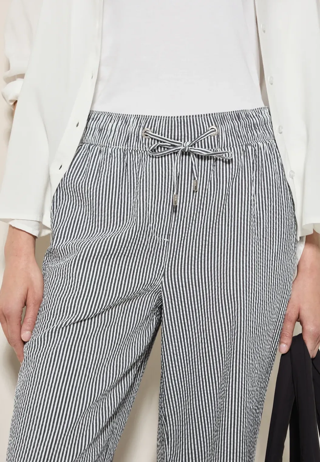 Gestreepte seersucker broek