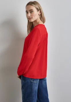 Gestructureerde blouse met borduursel