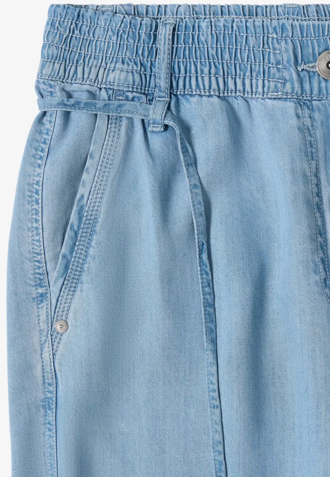 High Waist broek met wijde pijpen in een gewassen look
