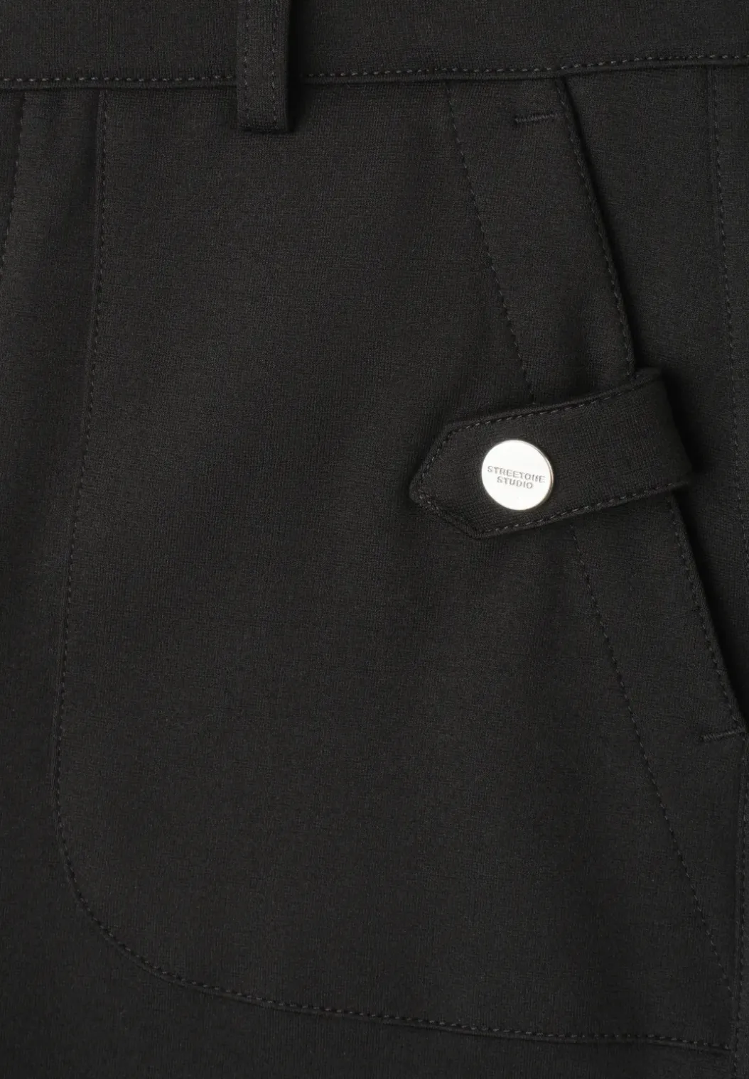 High Waist shorts met knoopdetail