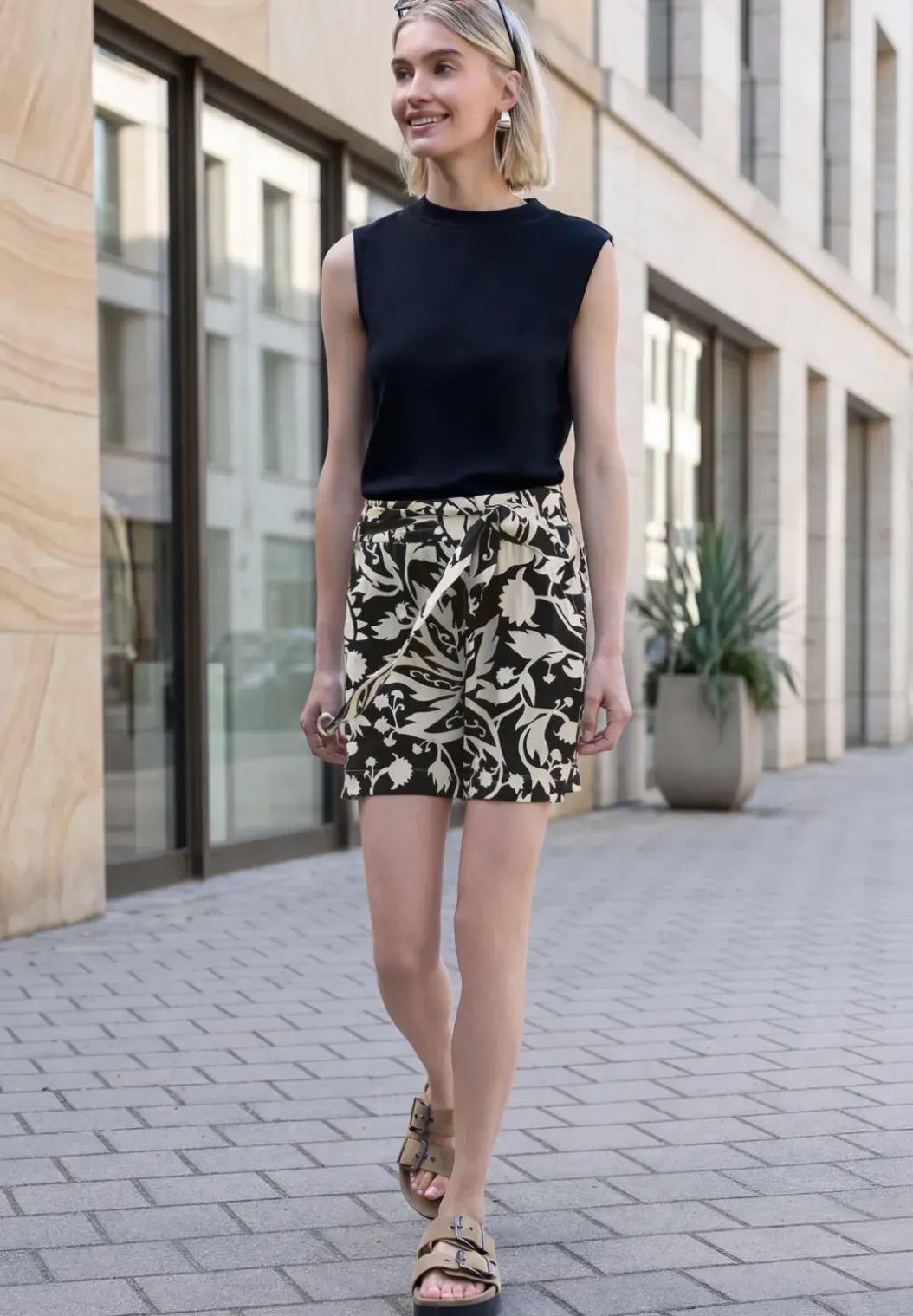High Waist shorts met riem