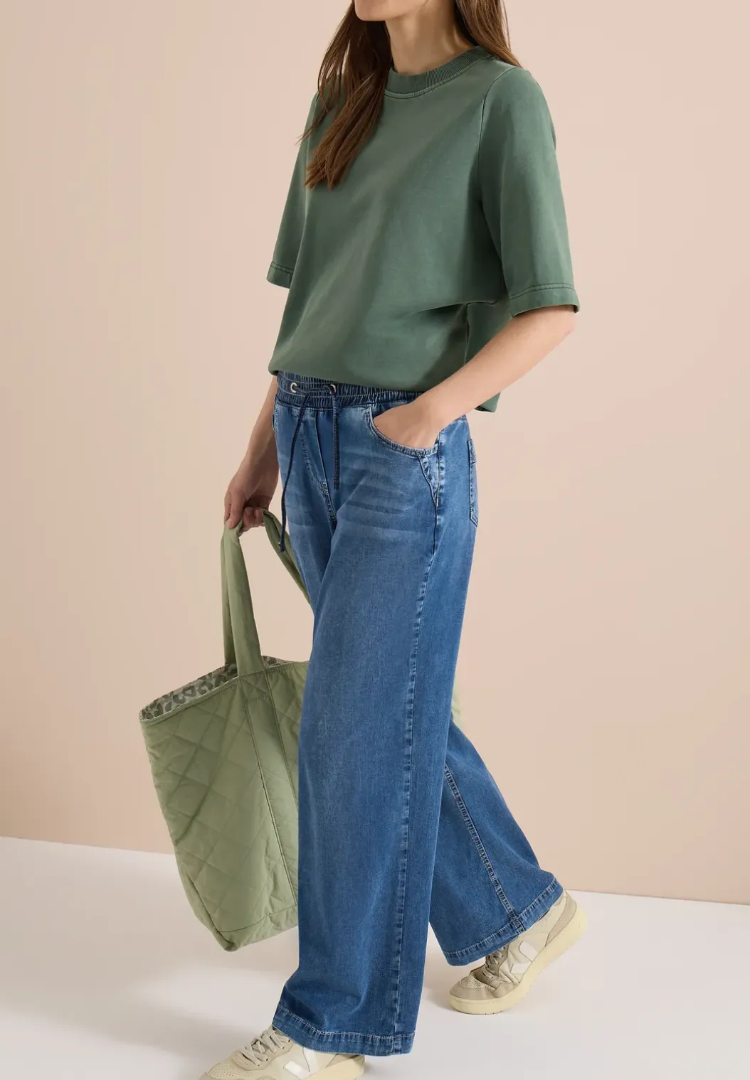 High Waist Wide Legs jeans in Loose Fit