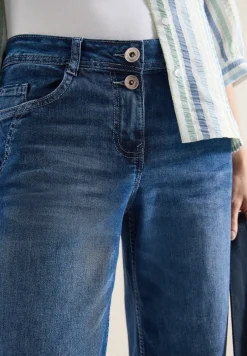 High Waist Wide Legs jeans in Loose Fit