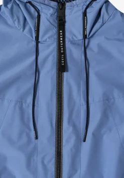 Jas met capuchon en trekkoord