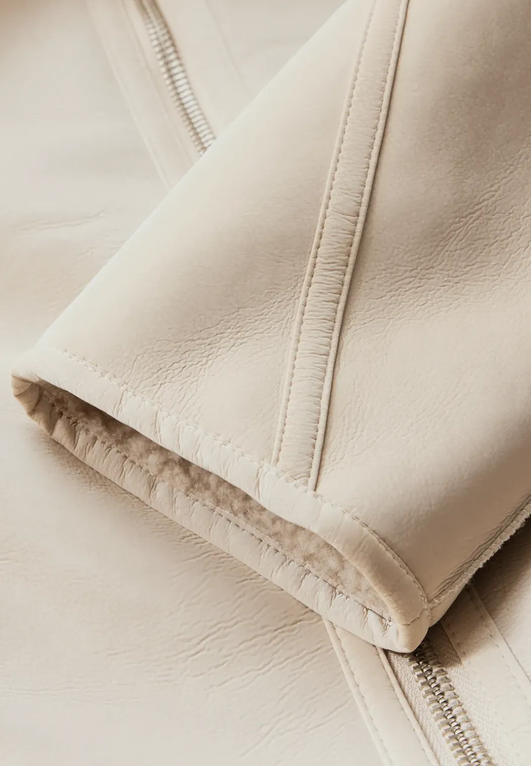 Jas met wol look details