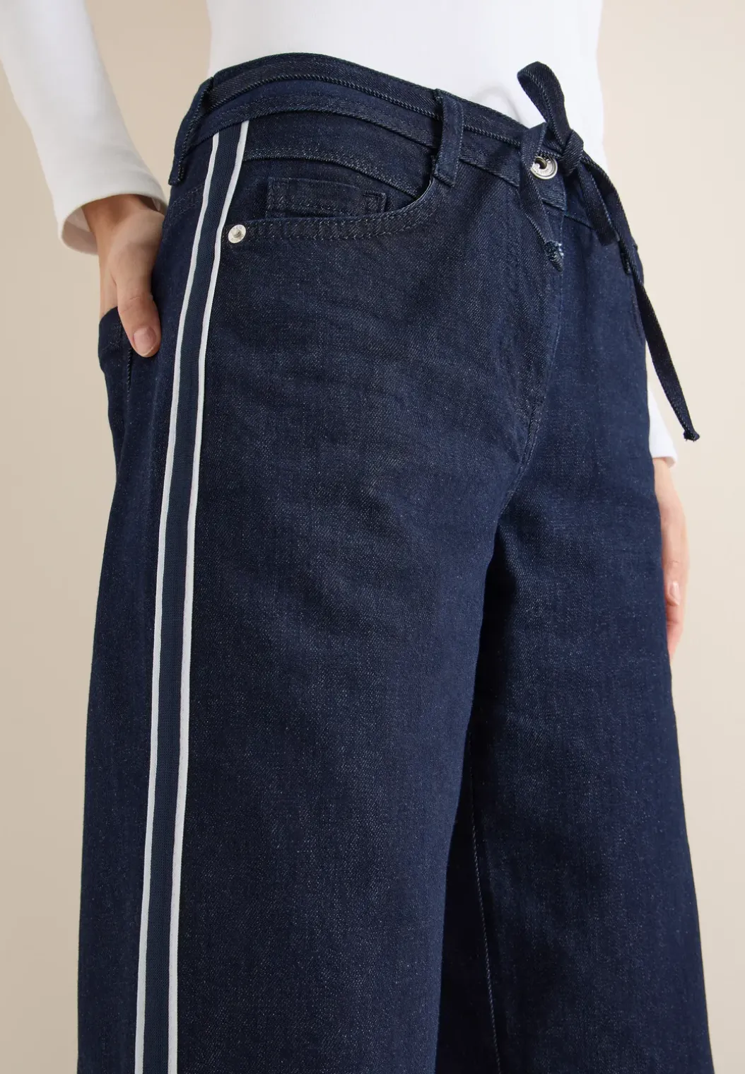Jeans met gallonstrepen