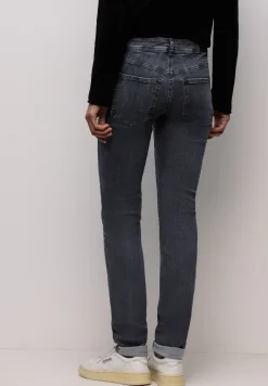 Jeans met smalle pijpen