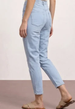 Jeans met taps toelopende pijpen in een Loose Fit