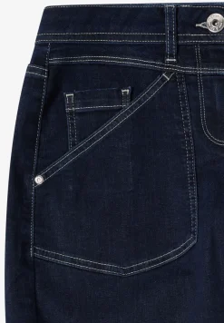 Jeans met taps toelopende pijpen