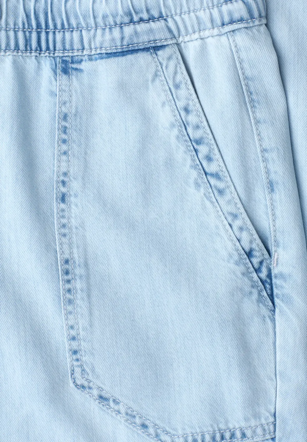 Jogg jeans met taps toelopende pijpen in een Loose Fit